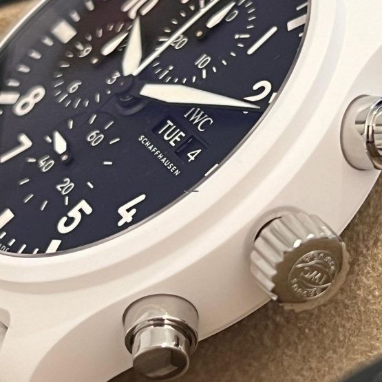 IWC-Pilot-Chronograph-Top-Gun-2