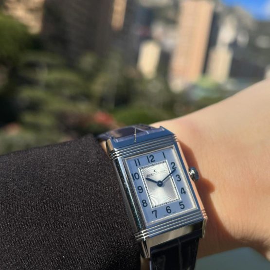 Jaeger-LeCoultre-Reverso-Classic-Medium-Duetto-3