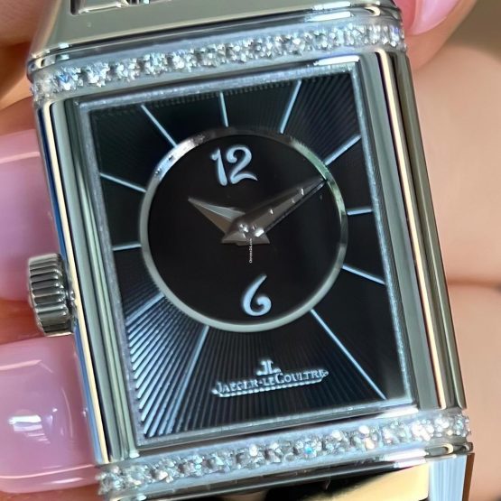 Jaeger-LeCoultre-Reverso-Classic-Small-Duetto-4