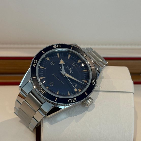 Omega-Seamaster-300-2