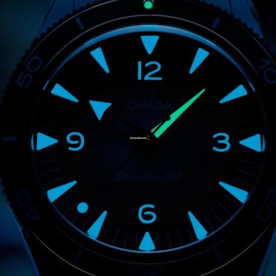 Omega-Seamaster-300-8