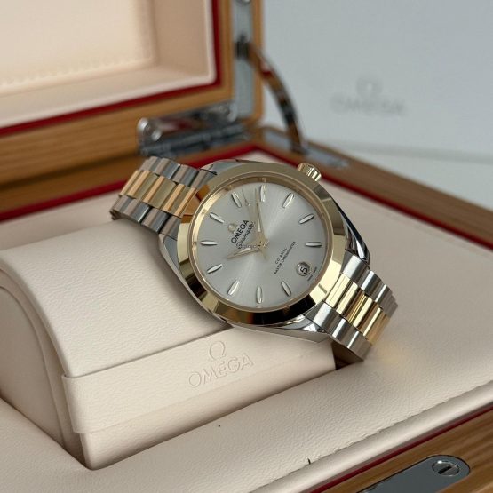 Omega-Seamaster-Aqua-Terra-104