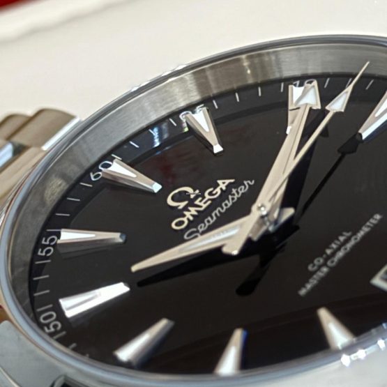 Omega-Seamaster-Aqua-Terra-38