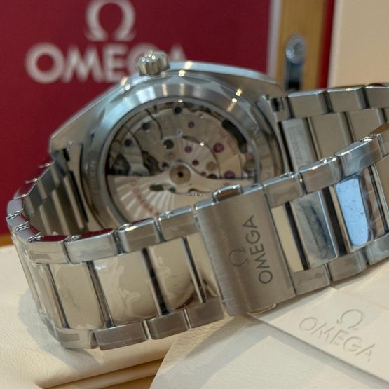 Omega-Seamaster-Aqua-Terra-50