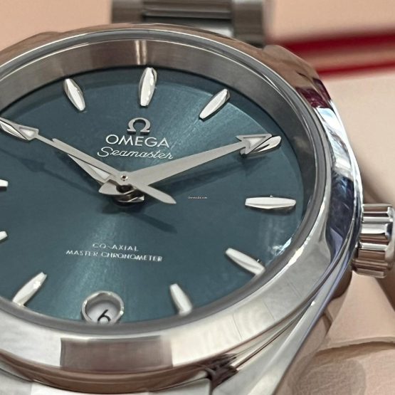 Omega-Seamaster-Aqua-Terra-54