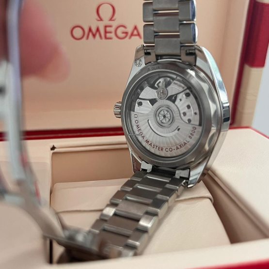 Omega-Seamaster-Aqua-Terra-55