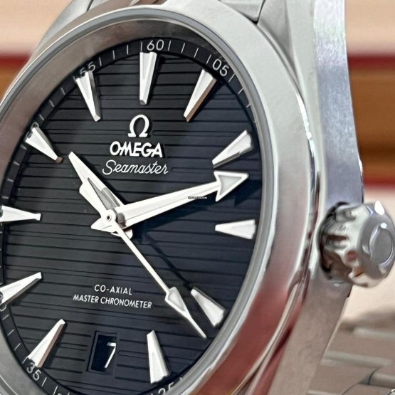 Omega-Seamaster-Aqua-Terra-69
