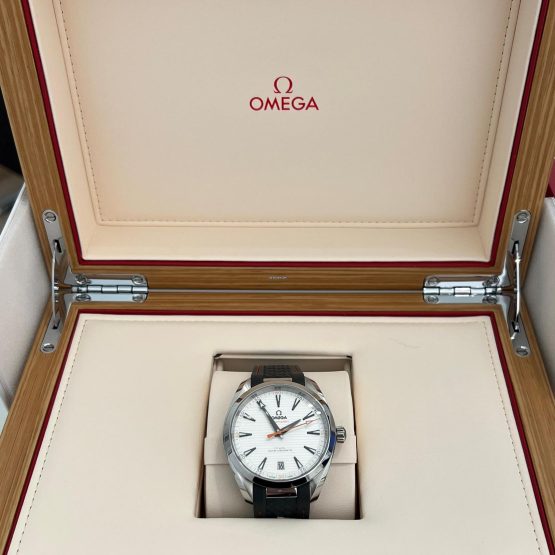 Omega-Seamaster-Aqua-Terra-79