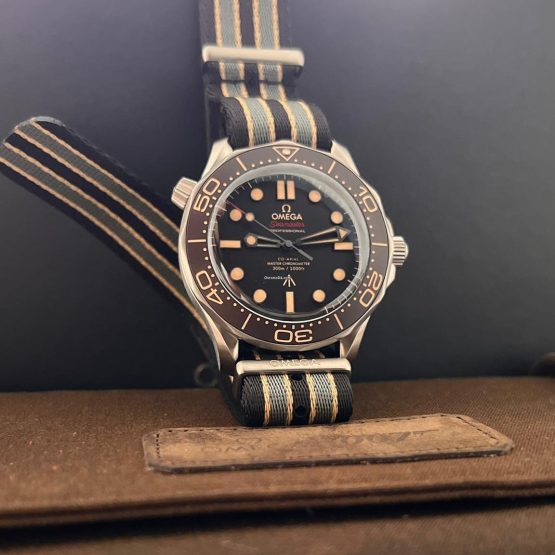 Omega-Seamaster-Diver-300-M-104