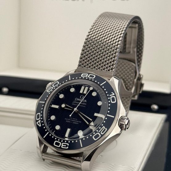 Omega-Seamaster-Diver-300-M-22