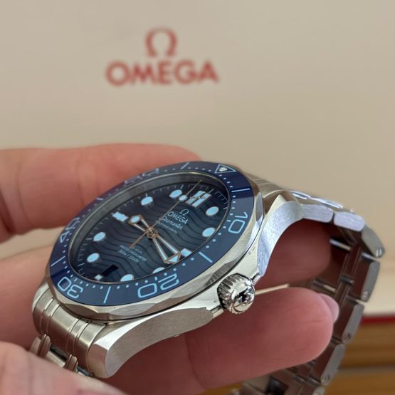 Omega-Seamaster-Diver-300-M-34