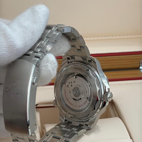 Omega-Seamaster-Diver-300-M-55