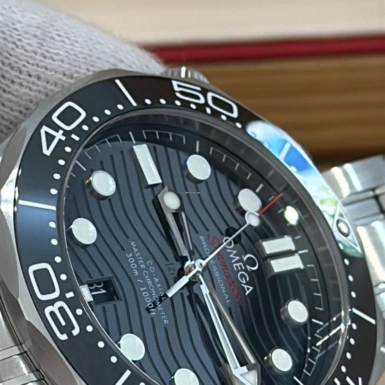 Omega-Seamaster-Diver-300-M-56