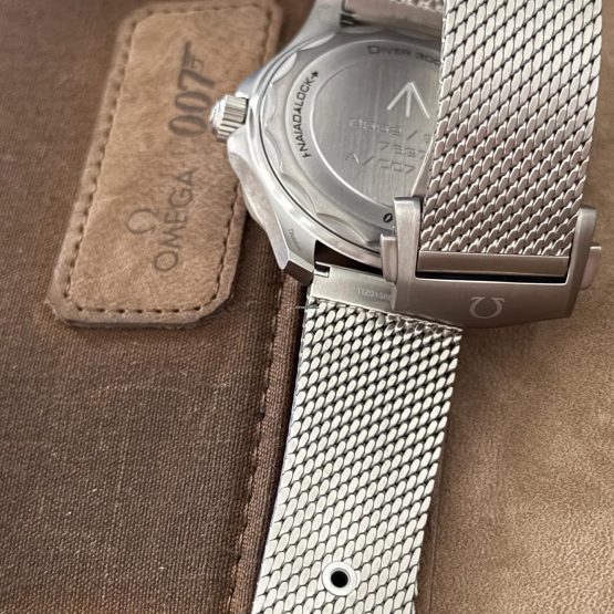 Omega-Seamaster-Diver-300-M-74