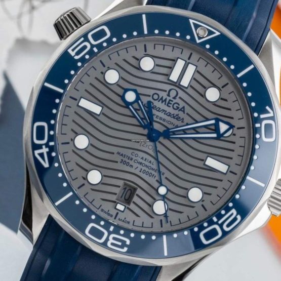 Omega-Seamaster-Diver-300-M-77
