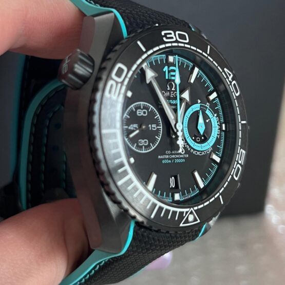 Omega-Seamaster-Planet-Ocean-Chronograph-23