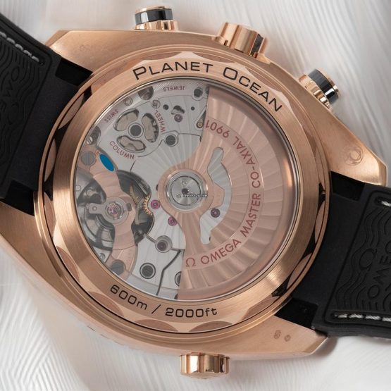 Omega-Seamaster-Planet-Ocean-Chronograph-7
