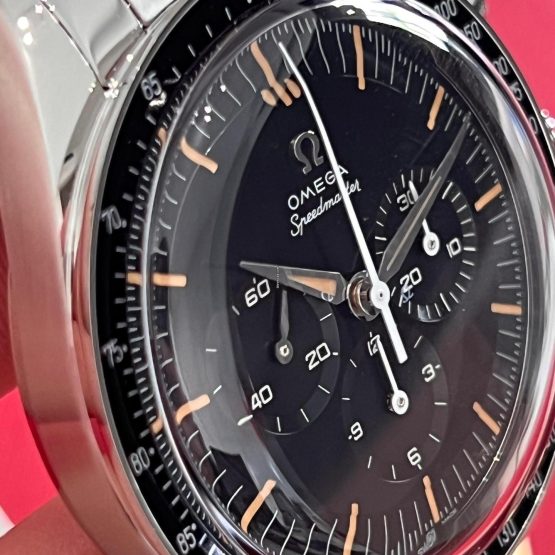 Omega-Speedmaster-10