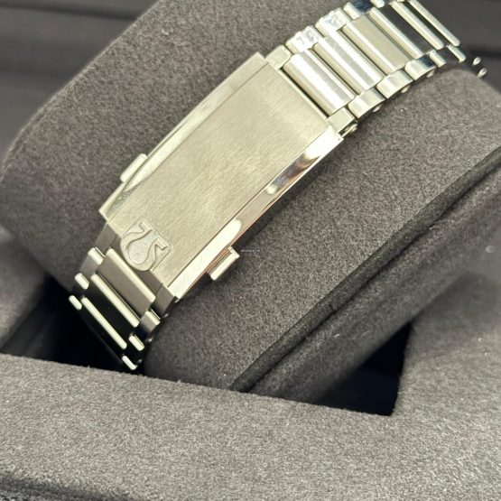 Omega-Speedmaster-14