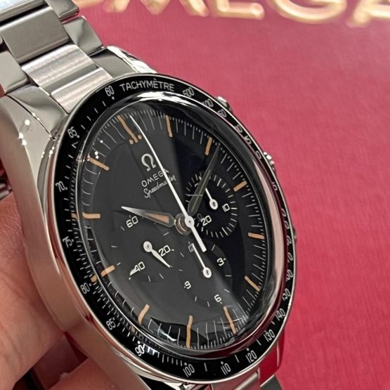 Omega-Speedmaster-15