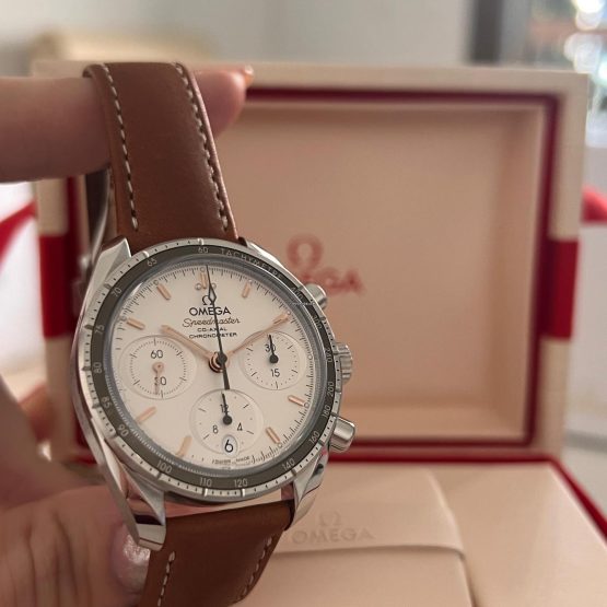 Omega-Speedmaster-22