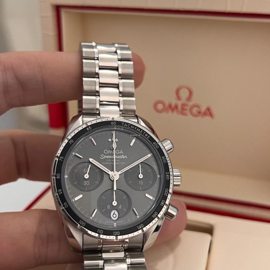 Omega-Speedmaster-31