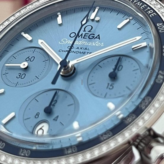Omega-Speedmaster-39