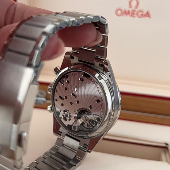 Omega-Speedmaster-57-2