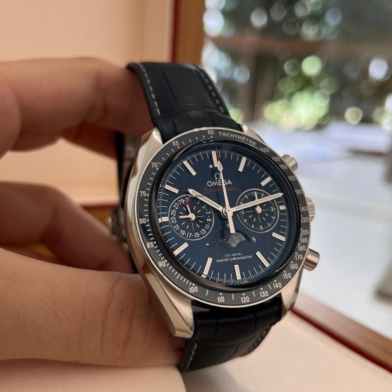 Omega-Speedmaster-Moonphase-15