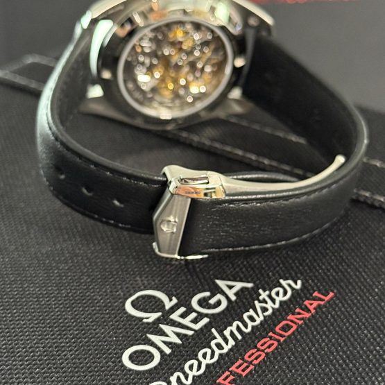 Omega-Speedmaster-Professional-Moonwatch-24