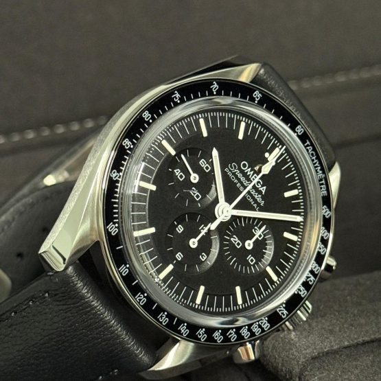 Omega-Speedmaster-Professional-Moonwatch-25
