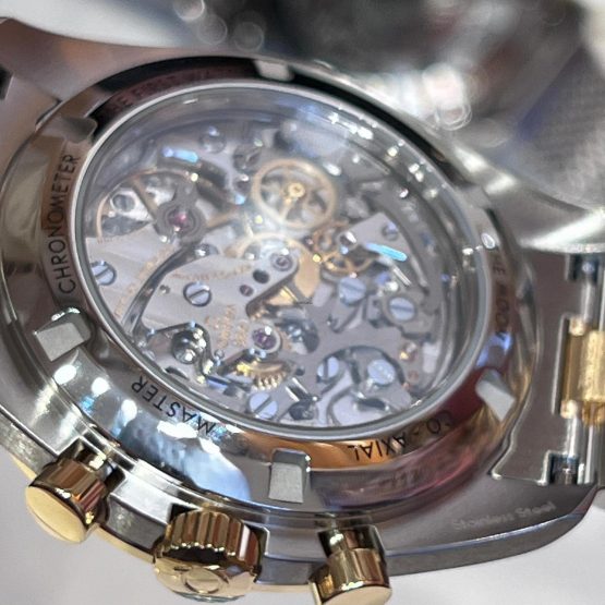 Omega-Speedmaster-Professional-Moonwatch-53