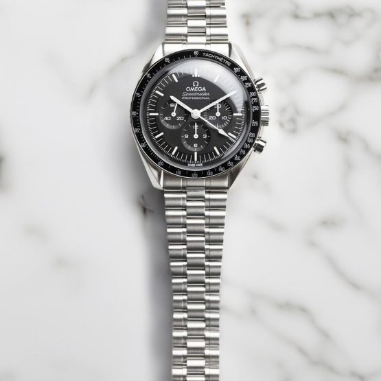 Omega-Speedmaster-Professional-Moonwatch-9