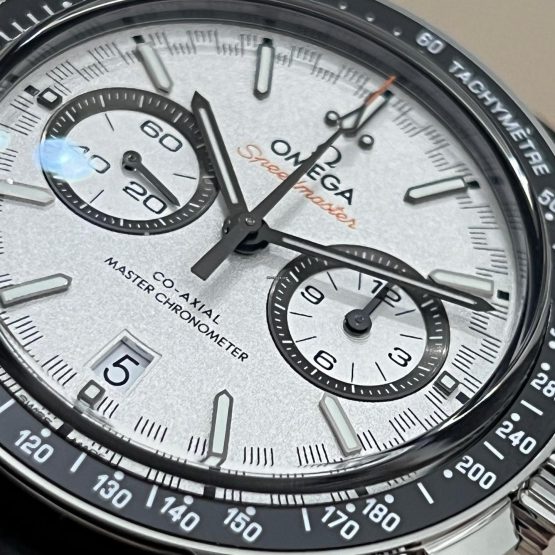 Omega-Speedmaster-Racing-11