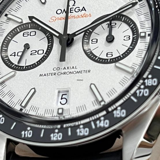 Omega-Speedmaster-Racing-13