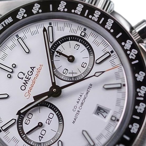 Omega-Speedmaster-Racing-27