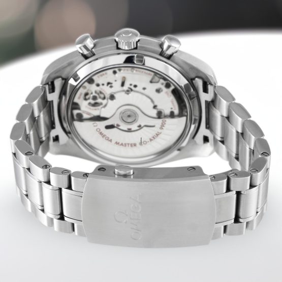 Omega-Speedmaster-Racing-29