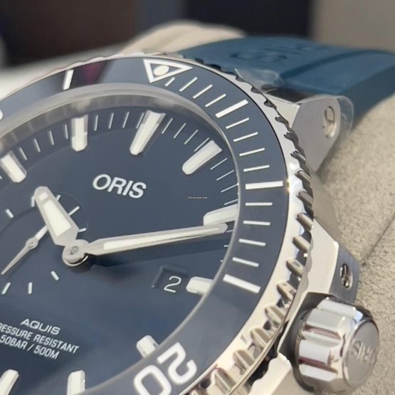 Oris-Aquis-Small-Second-4