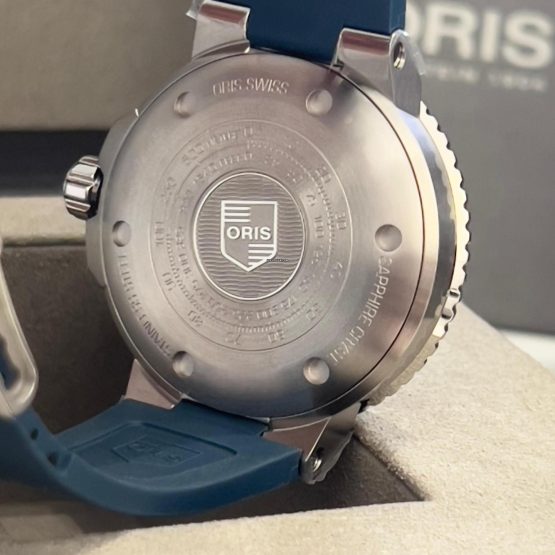 Oris-Aquis-Small-Second