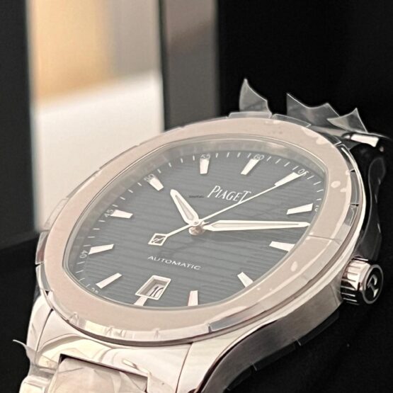 Piaget-Polo-2