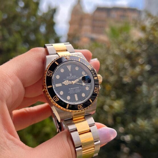 Rolex-Submariner-Date-25