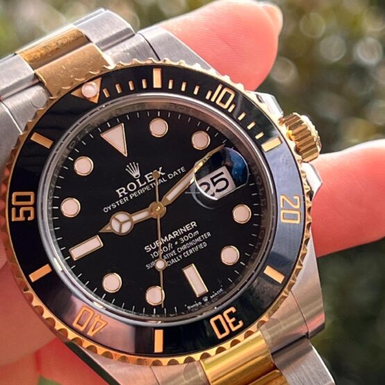 Rolex-Submariner-Date-26