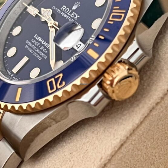 Rolex-Submariner-Date-28