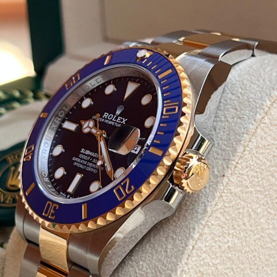 Rolex-Submariner-Date-36