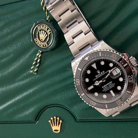 Rolex-Submariner-Date