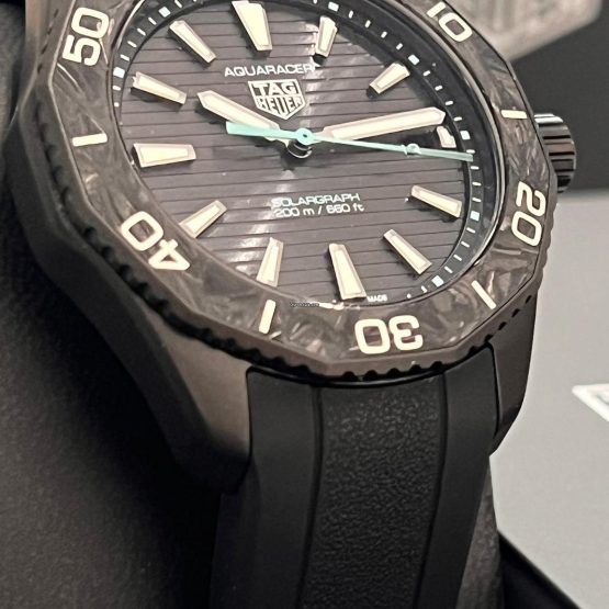 TAG-Heuer-Aquaracer-18