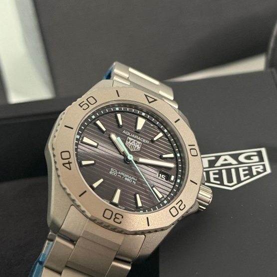 TAG-Heuer-Aquaracer-2