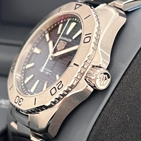 TAG-Heuer-Aquaracer-22