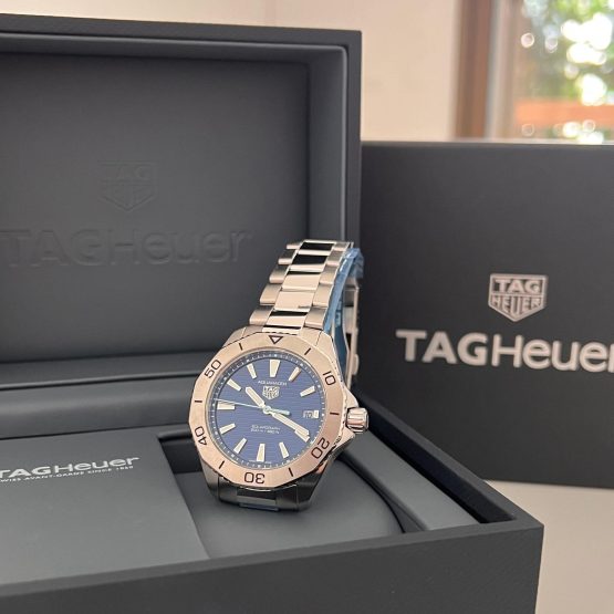 TAG-Heuer-Aquaracer-25