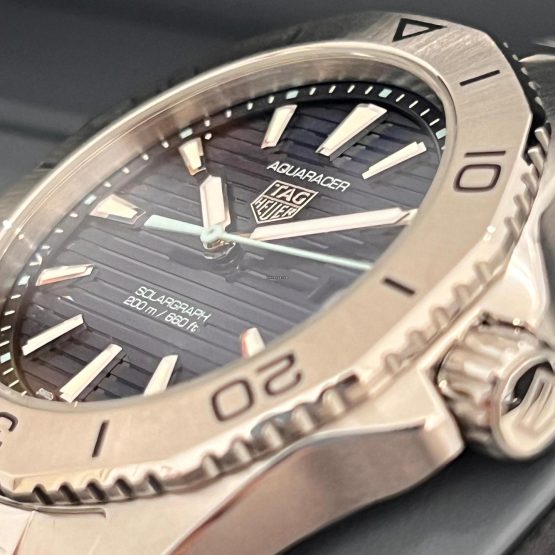 TAG-Heuer-Aquaracer-26